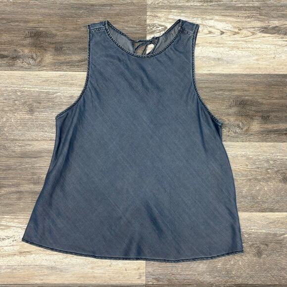 GAP Dark Indigo Womens‎ L Minimalist Tencel Chambray Keyhole Back Sleeveless Top - Picture 1 of 11